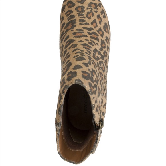 Women’s Leopard Print Booties - Picture 3 of 7
